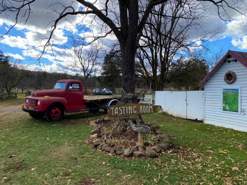 Wisteria Farm & Vineyard In Stanley, Virginia