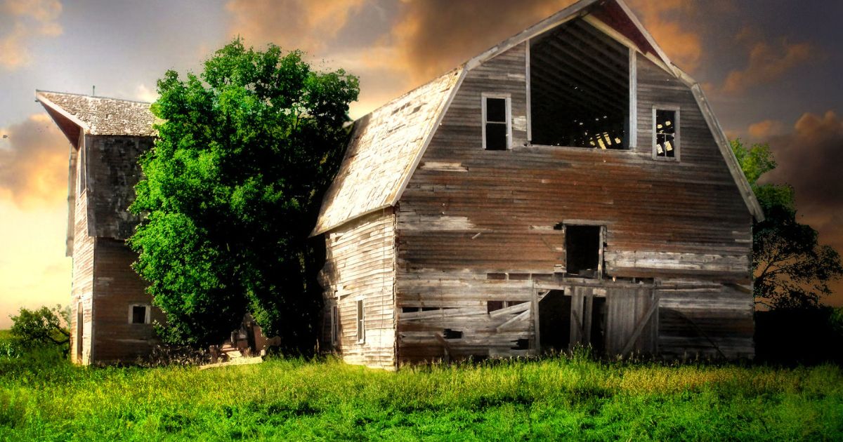 The Incredible Homes In North Dakota That Have Been Left In Ruins