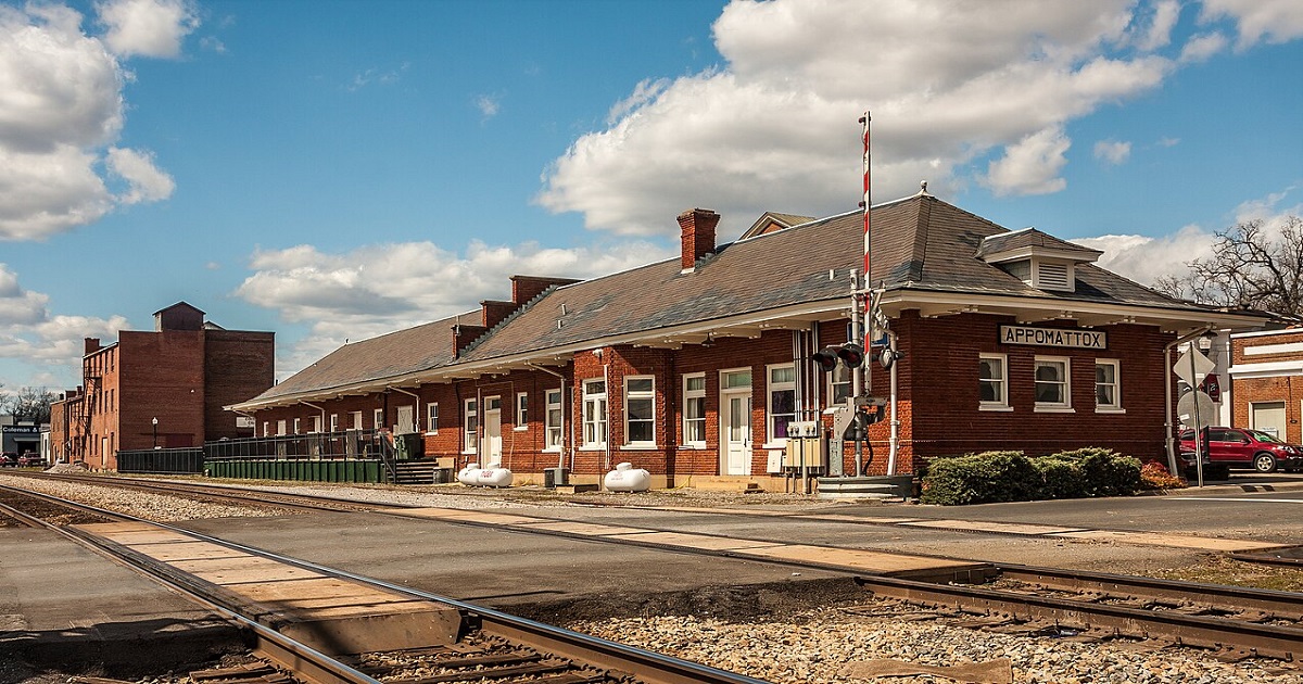 Come With Me On A Day Trip To Historic Appomattox, Virginia