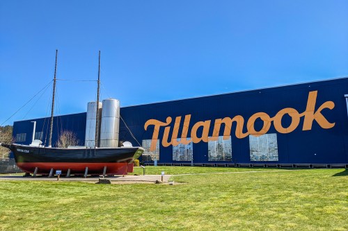 Exterior of Tillamook creamery in Oregon