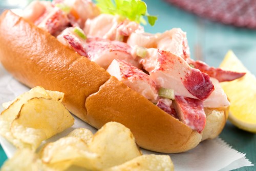 Lobster roll with chips