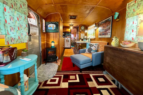 retro airbnb in arizona