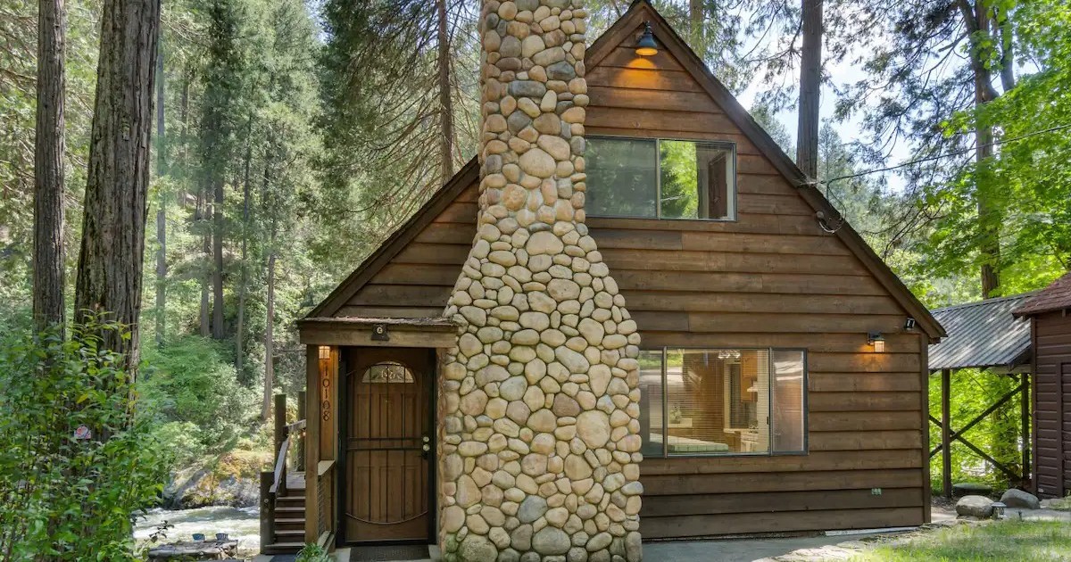 10 Last-Minute Getaways In Northern California For A Fun End-Of-Summer Retreat