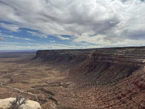 A view from the top of the Moki Dugway in Utah