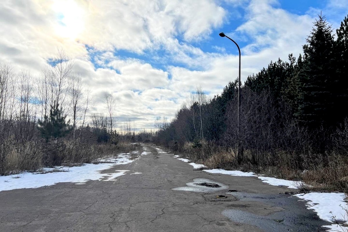 The Story of Abandoned Taconite Harbor, Minnesota Is Truly Fascinating