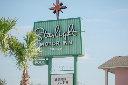 Vintage motel sign