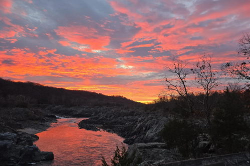 Sunset over the River Trail Loop in Virginia