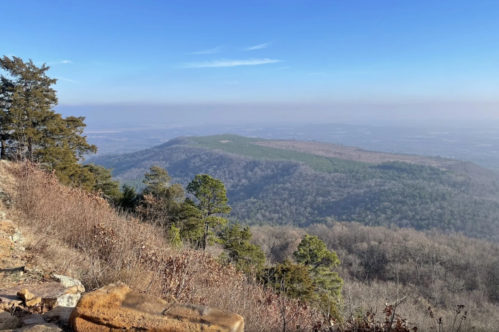 Spectacular mountain views on the Mount Nebo Rim Trail in Mount Nebo State Park in Dardanville, Arkansas