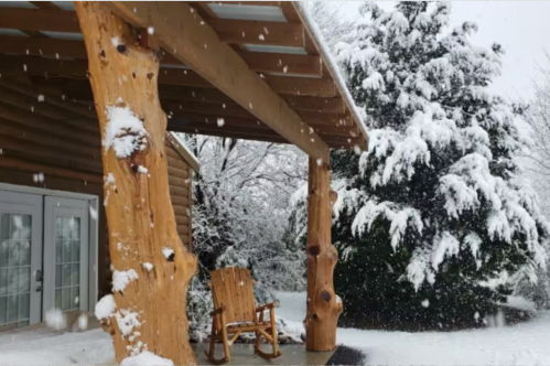 Exterior of a cozy Airbnb in Tulsa, Oklahoma, on a cold winter day
