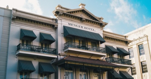 exterior of the art deco-style menger hotel In san antonio texas