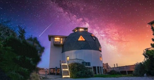 The Milky Way dances across the night sky at an Airbnb in North Carolina