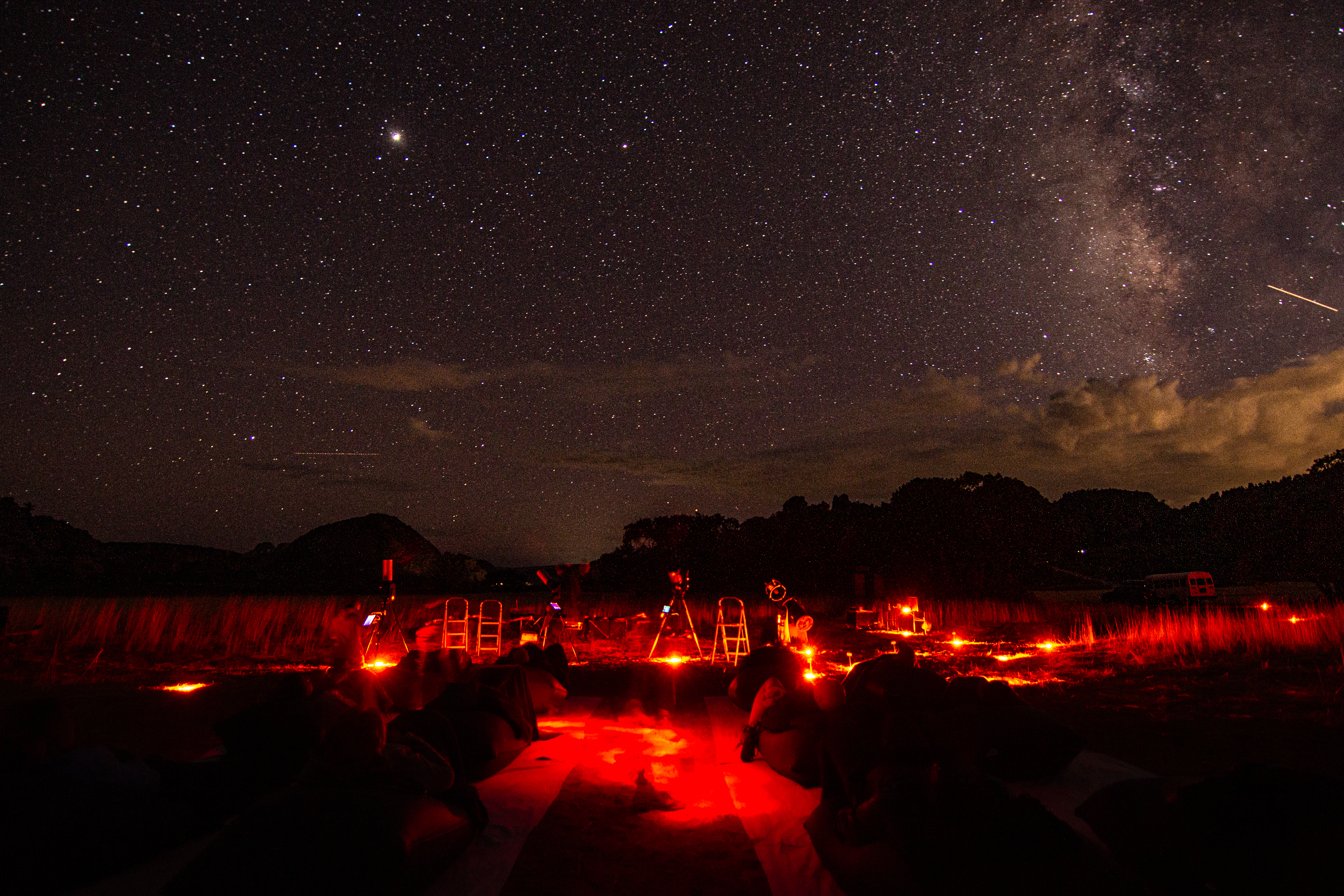 Dark Skies Set the Stage for a Dazzling Celestial Show in