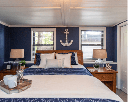 A nautical-themed bedroom.