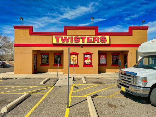 exterior if Twisters, a local fast food joint in abuquerque which served as the filming location for los pollos hermanos for breaking bad