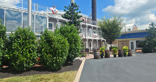 The exterior of the Fulton Steamboat Inn, a sprawling hotel that looks like a moored steamboat.