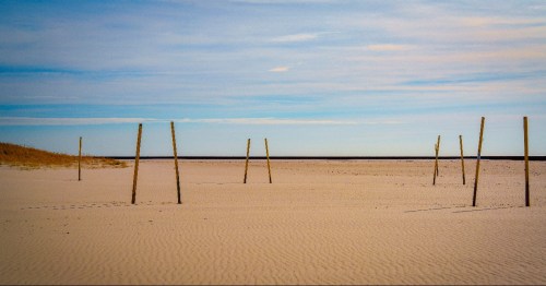 A peaceful view of Jones Beach in New York