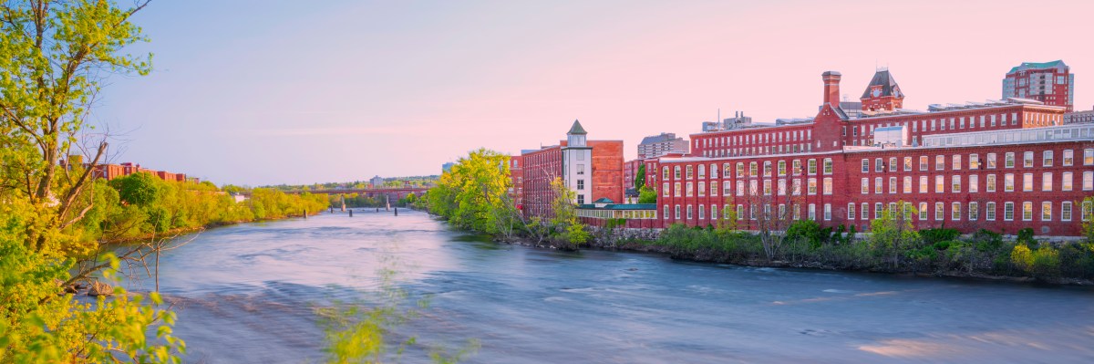 This Riverfront Town in New Hampshire Feels Like It Belongs in Europe