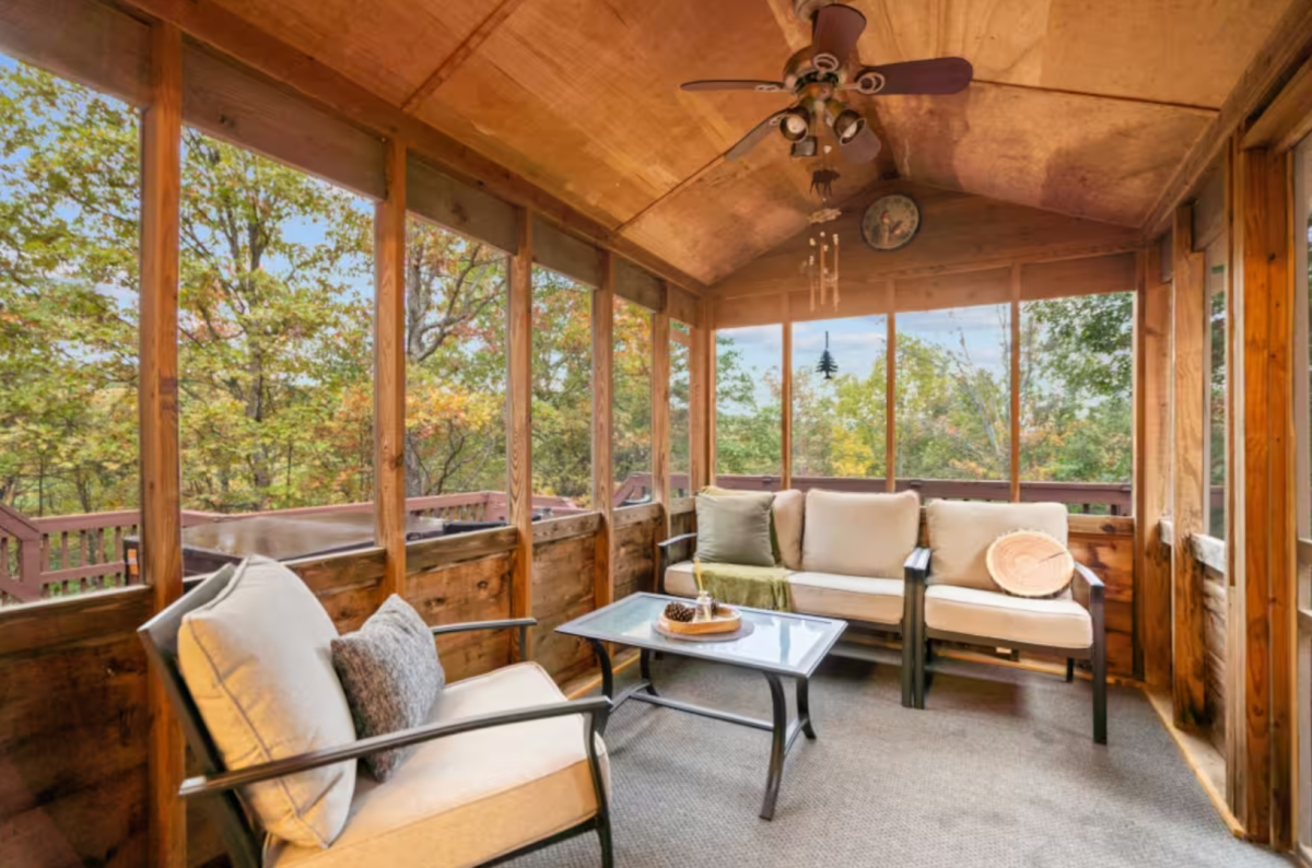 This West Virginia Airbnb Is Peak Fall Vibes