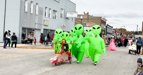 casket races in Beaver Dam, Wisconsin