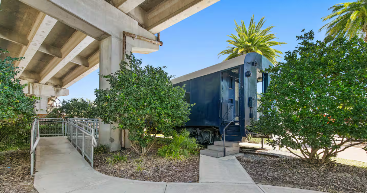 All Aboard the Vintage Pullman in Florida Where You Can Sleep in a Train Car
