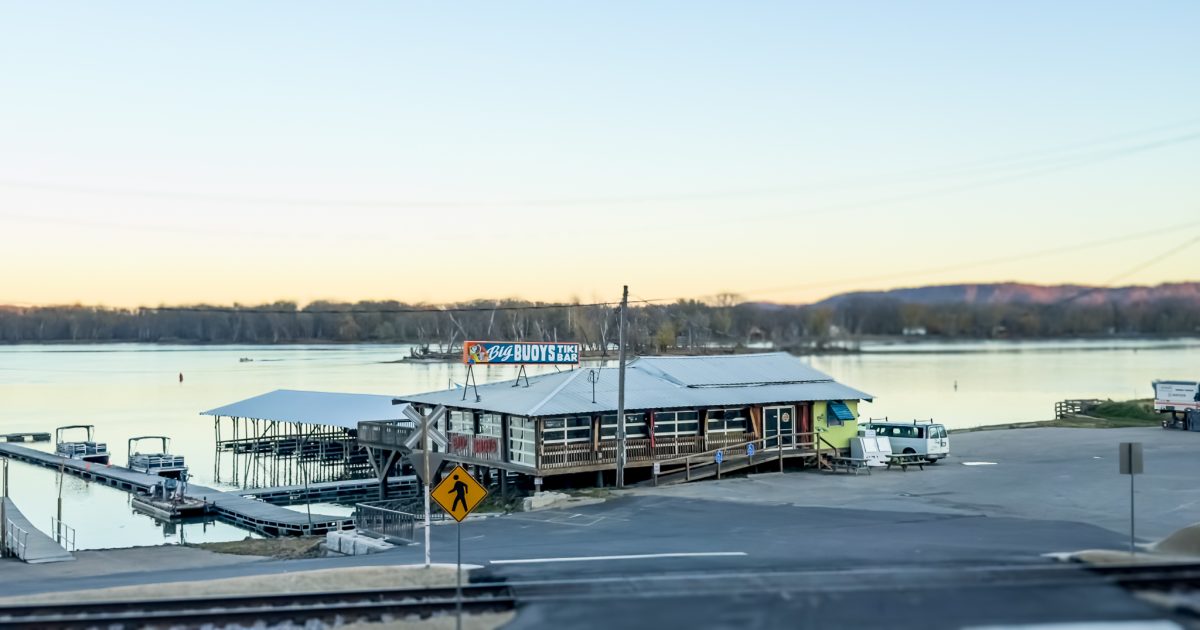 The Small Town in Iowa That Feels Like Dawson’s Creek