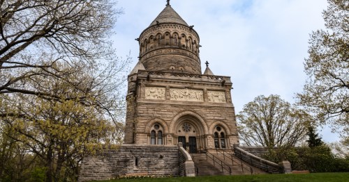 the james a. garfield memorial at lake view cemetery in Ohio