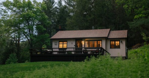 Five private acres of woodland surrounding a pet-friendly Connecticut Airbnb in the Litchfield Hills.