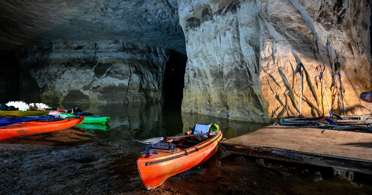 I Don’t Kayak, But the Gorge Underground In Kentucky is Incredible