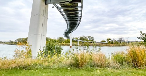 The Bob Kerrey Pedestrian Bridge from below, where you can hike two states at once in Iowa and Nebraska