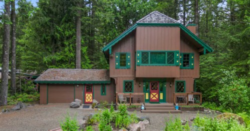 The exterior of the Authentic Bavarian Alpen Hus, an Airbnb near Mount Hood, Oregon, that looks like it belongs in Bavaria.