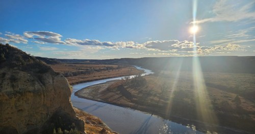 Scenic overlooks and colorful canyons in Theodore Roosevelt National Park, North Dakota.
