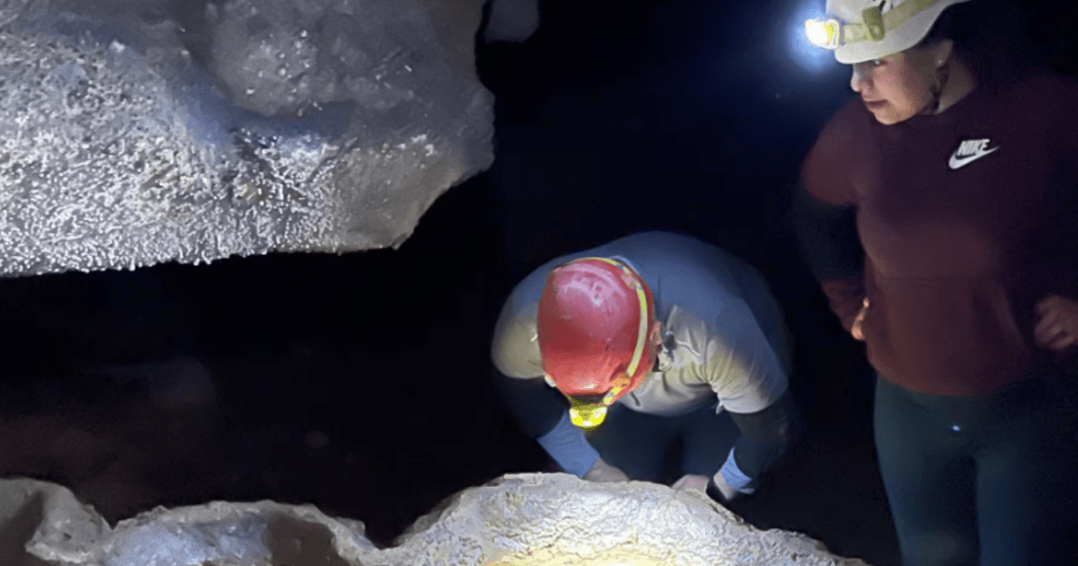 A Small Town in Alabama Is Hiding an Unforgettable Cave Exploration Adventure