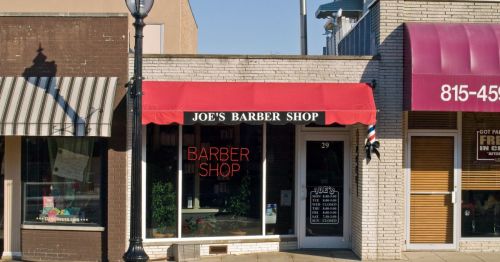Joe's Barber Shop in Crystal Lake, Illinois