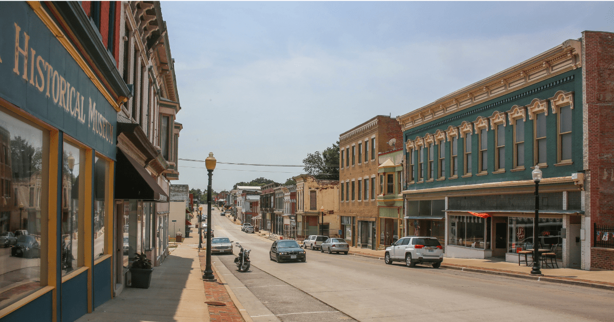 This Little-Known Waterfront Town Is One of the Most Charming in Missouri