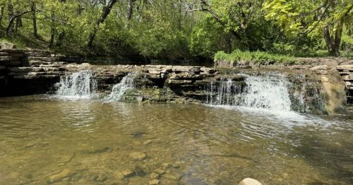 A small waterfall in Illinois