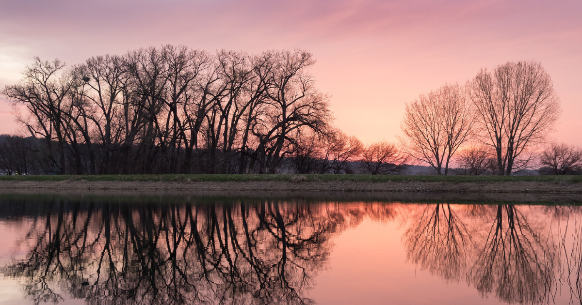 This Little-Known Waterfront Town Is One of the Most Charming in South Dakota