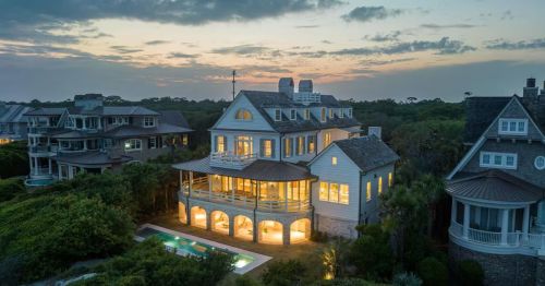 Showstopping Oceanfront — Johns Island, South Carolina - Best Water Feature Airbnbs SC