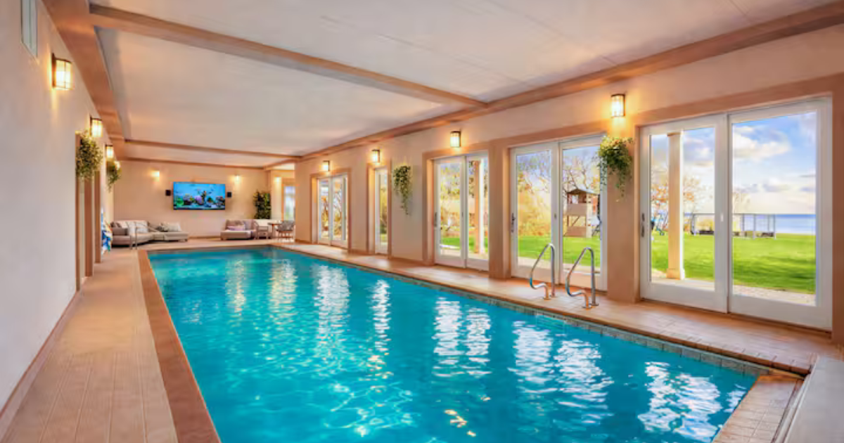 4 Epic Airbnbs in Wisconsin With Pools, Hot Tubs, and Unreal Water Views