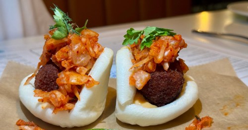 Kimchi coqueta bao rom Chug's Dinner in Miami