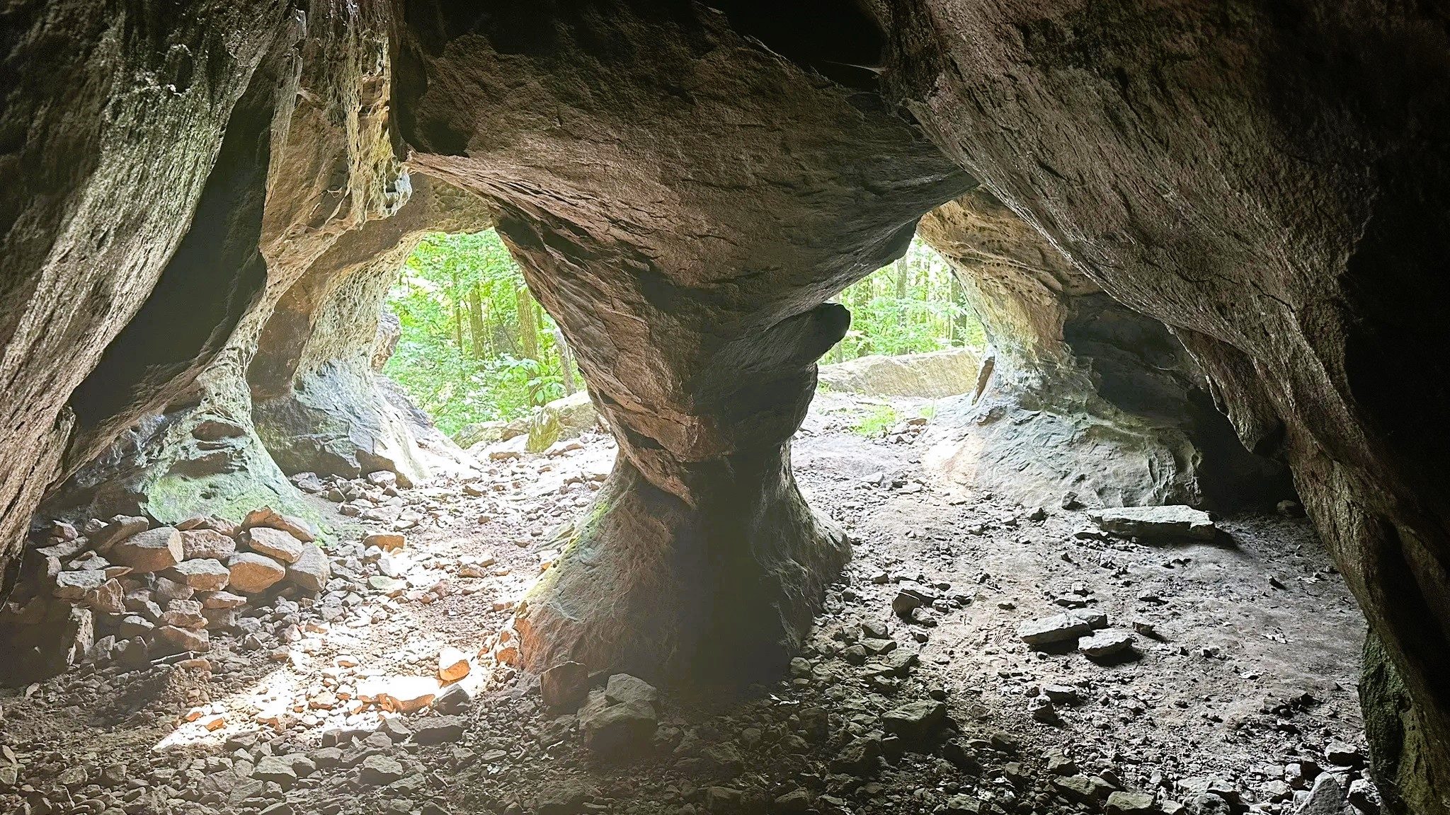 Hidden Cave Trail In Arkansas Worth Exploring Near Springdale