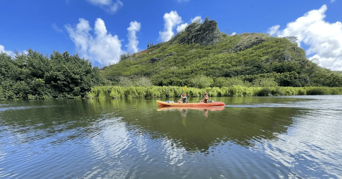 The Paddling Trail in Hawaii That’s Better Than Most Hikes