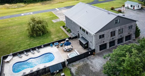 Aerial view of Airbnb in WV with private pool and hot tub