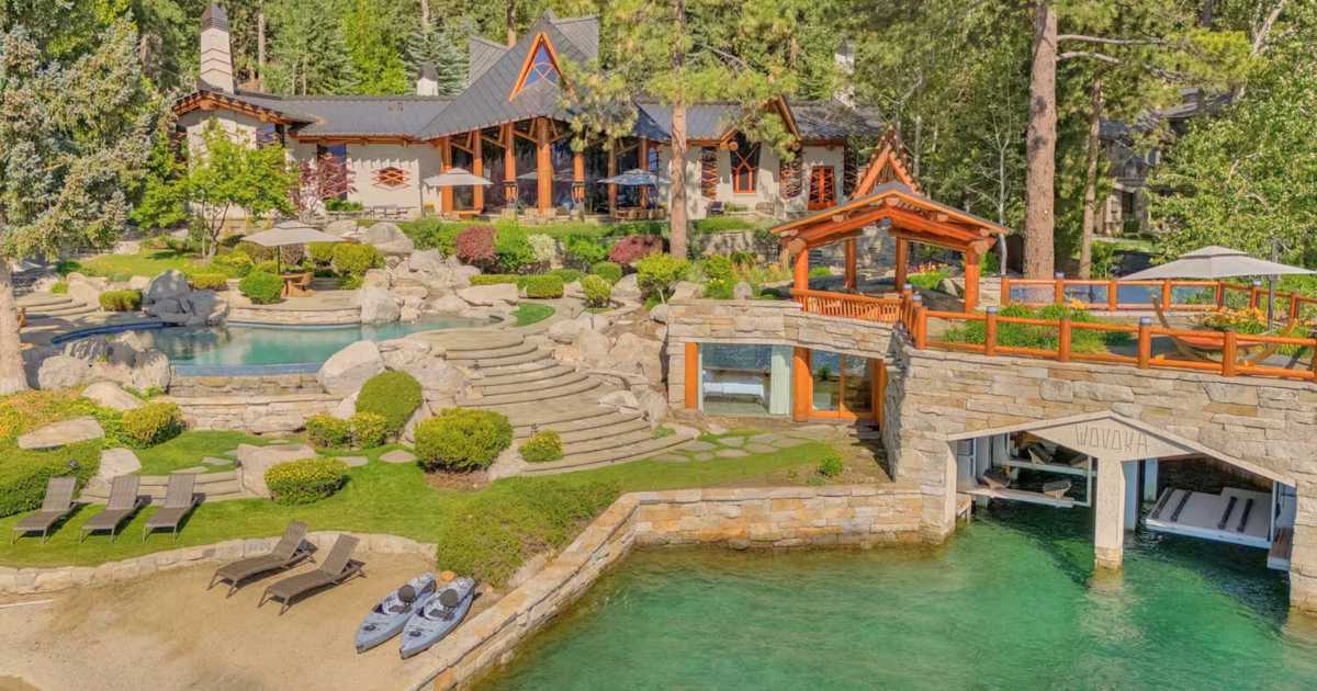 3 Must-Book Nevada Airbnbs With Their Very Own Infinity-Edge Pools and Unreal Water Views