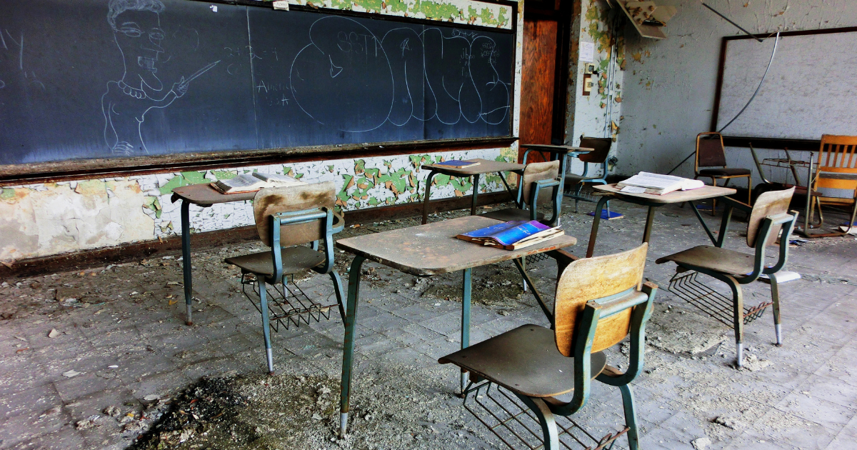 15 Most Fascinating Abandoned Places in America (And Where to Find Them)