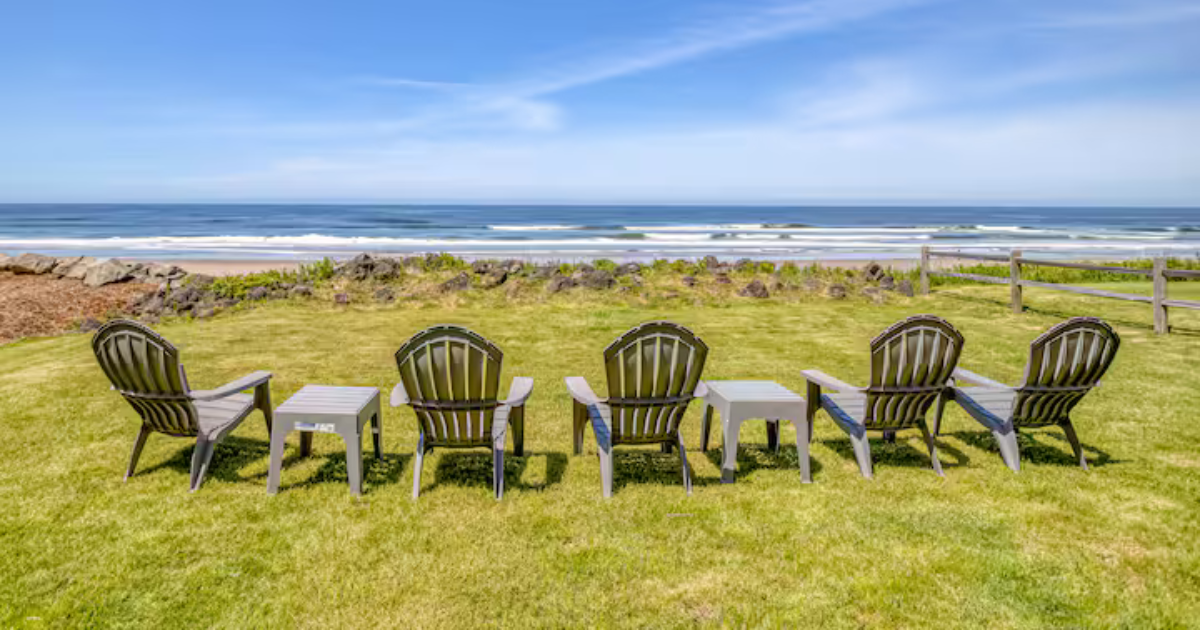Beachfront-Airbnbs.png?w=1200