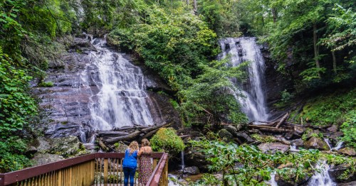 Magnificent Anna Ruby falls in Helen, Georgia, USA .