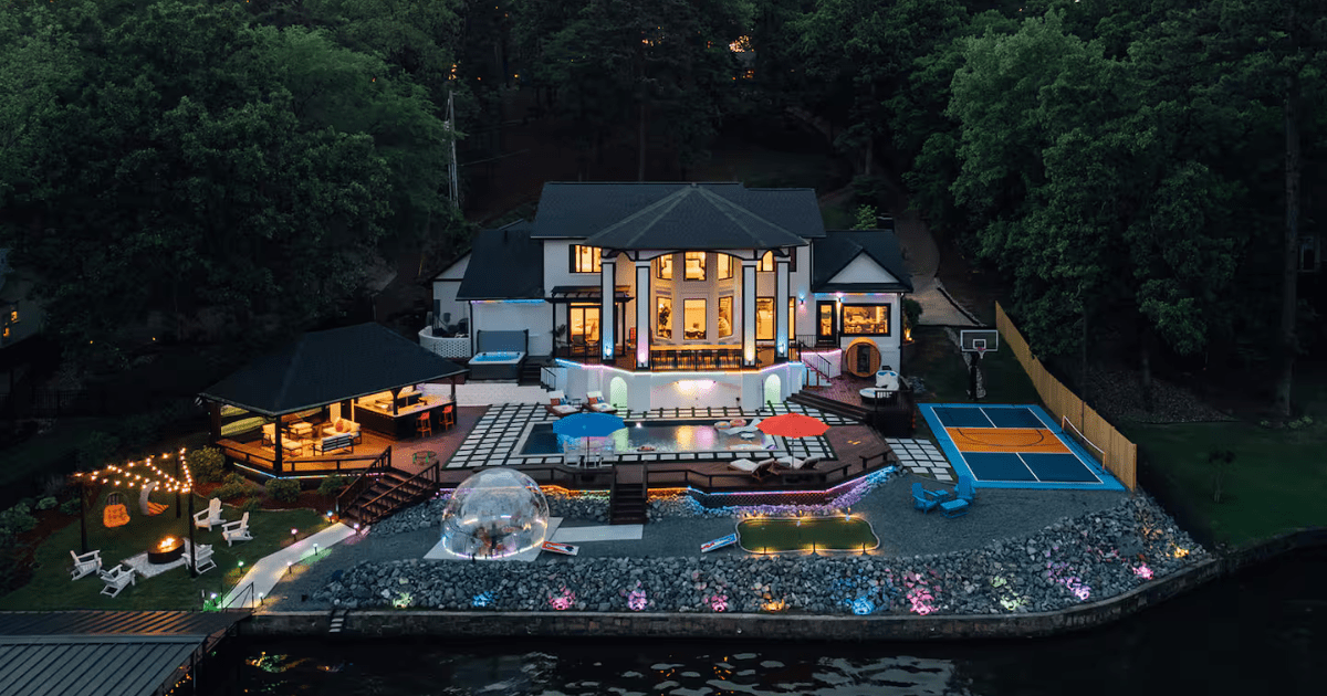 5 Waterfront Arkansas Rentals So Stunning They Don’t Feel Real