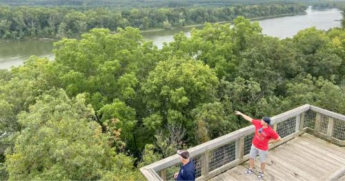 People visiting Castle Rock State Park in Illinois