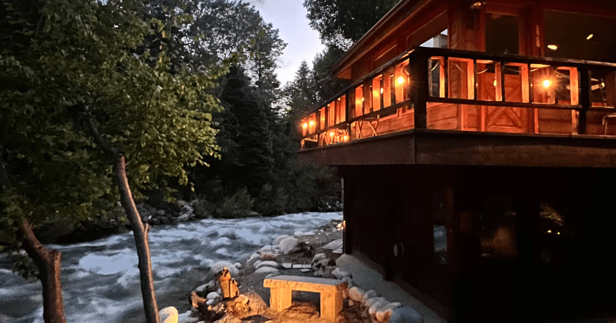 The Best Waterfront Stays in Utah for a Scenic Escape