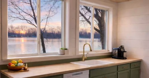 The kitchen window in the Spring River Escape treehouse in Moline, Illinois
